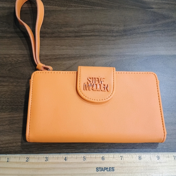 Steve Madden Orange Wristlet Wallet - Picture 1 of 5